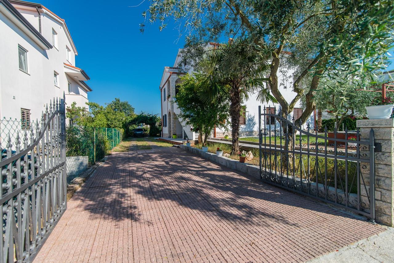 Apartments Dino بوريتش المظهر الخارجي الصورة