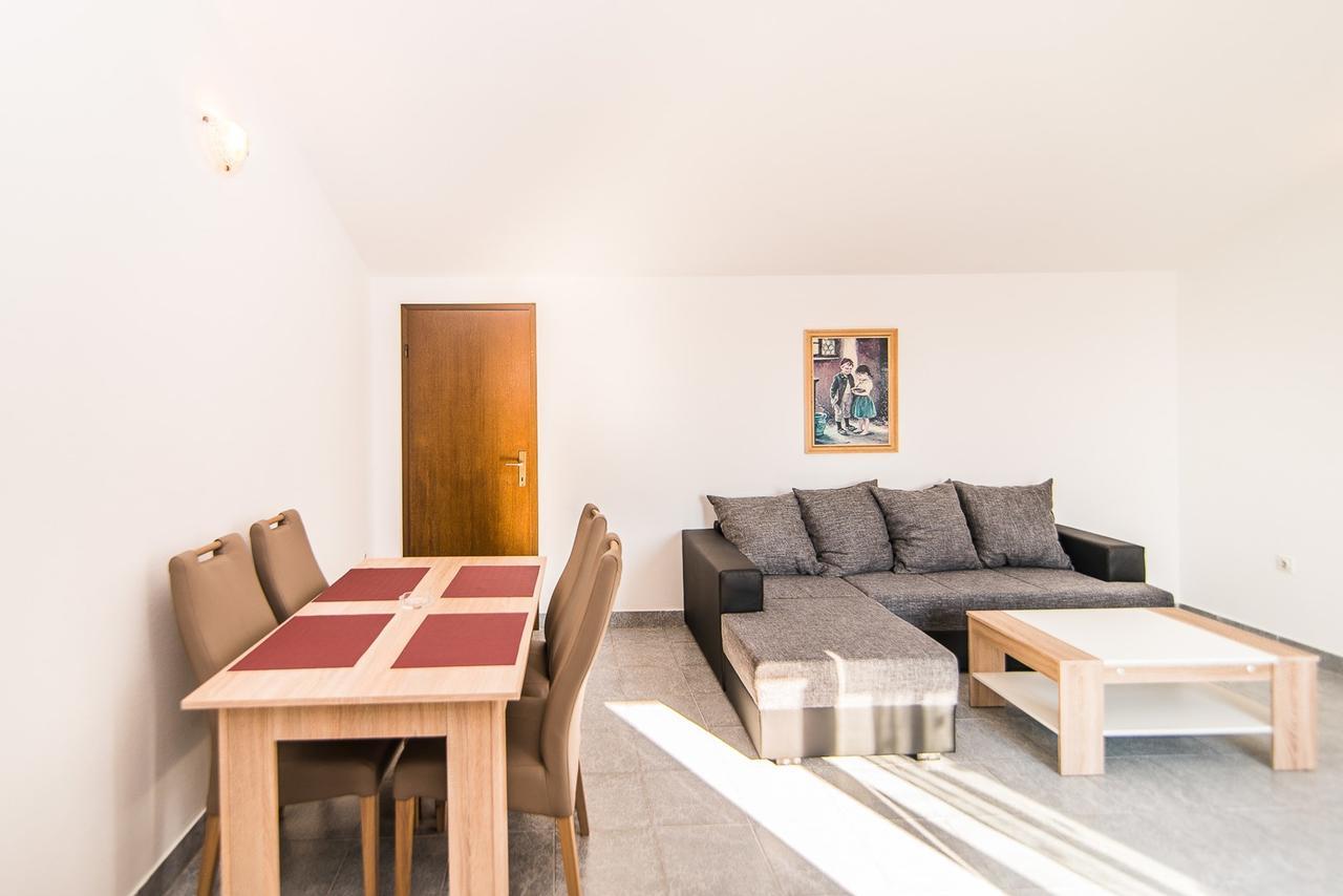 Apartments Dino بوريتش المظهر الخارجي الصورة